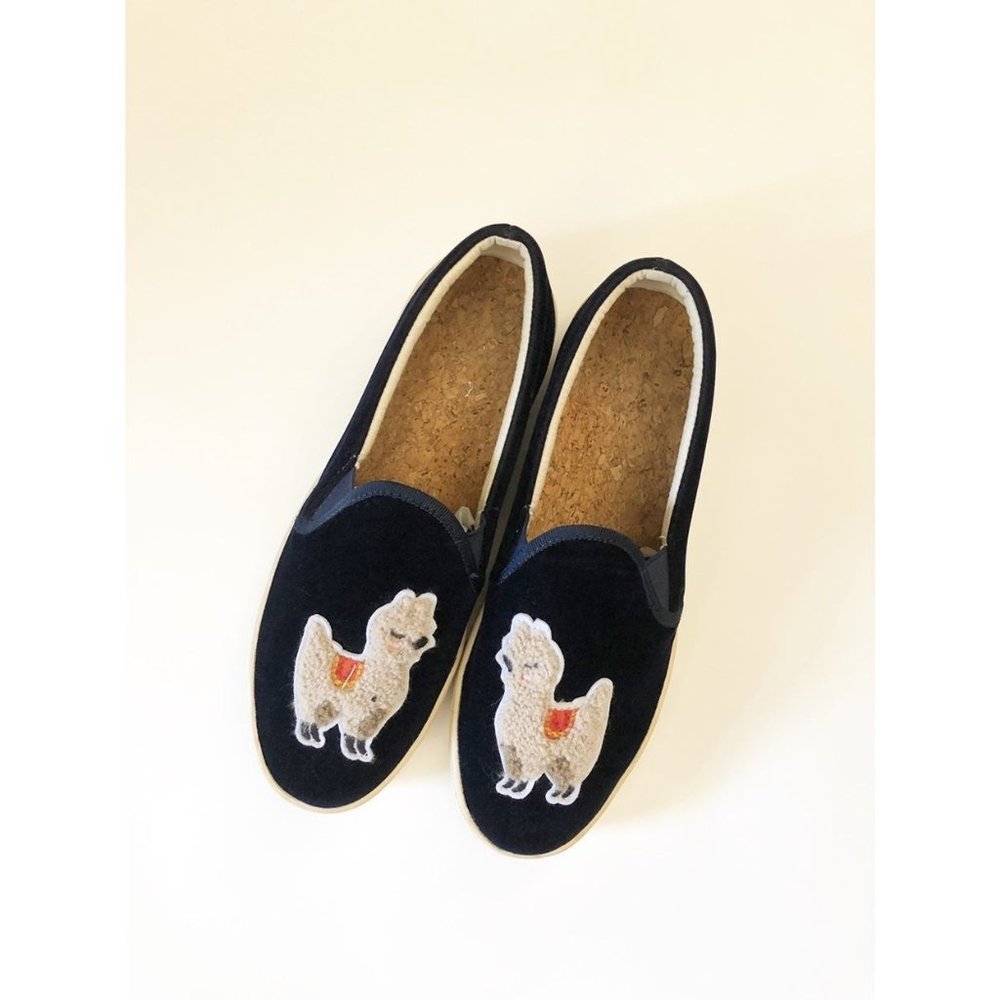 Soludos Velvet Llama Sneaker 6 - Picture 2 of 11